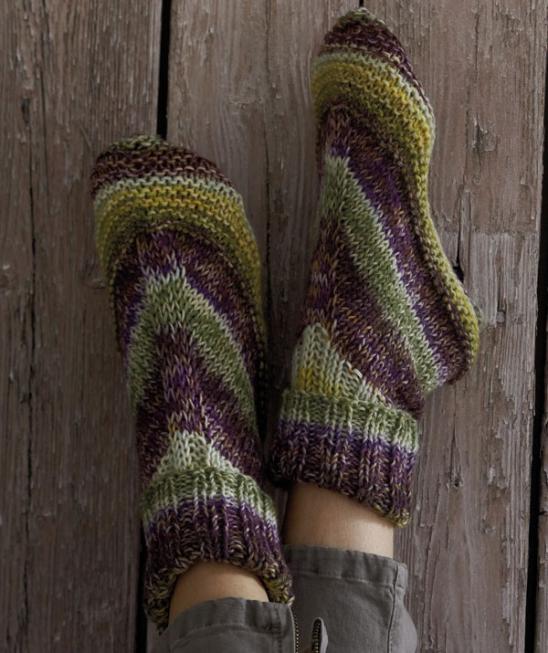 Alaskan House Socks Free Knitting Pattern