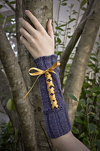 Free knitting pattern for Beribboned Wrists mitts and more wristwarmer knitting patterns