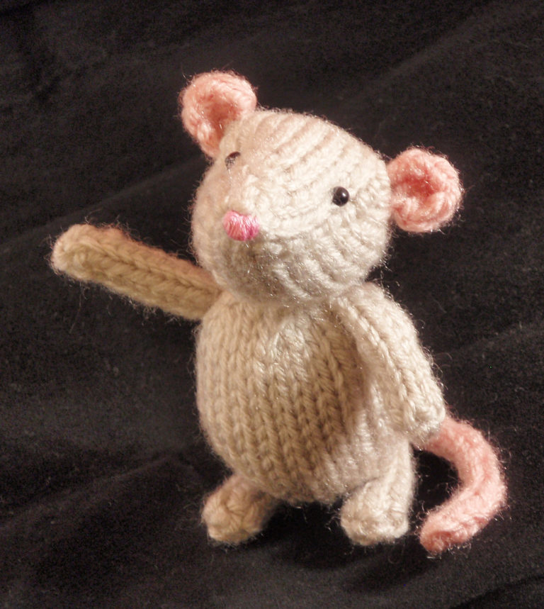 Free Knitting Pattern for Marisol Mouse