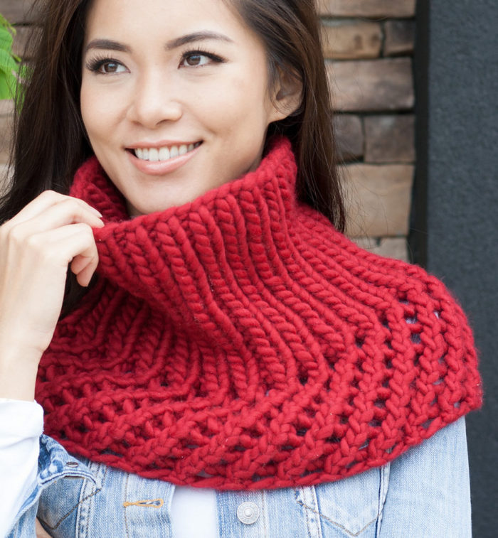 Free Knitting Pattern for Ribbed Cowlette