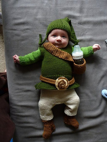 Free knitting pattern for Baby Link outfit for Legend of Zelda