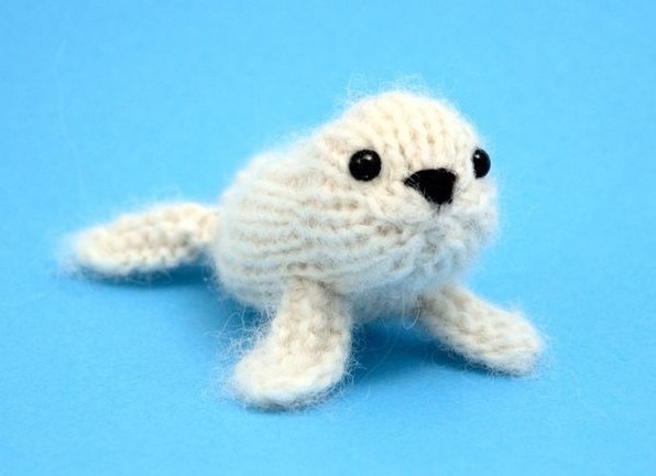Free knitting pattern for Baby Seal and more sea creature knitting patterns