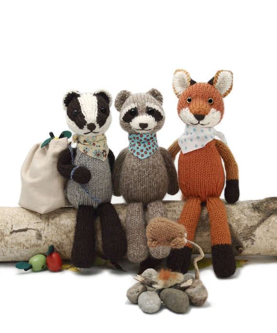 Knitting patterns for raccoon, badger, fox Backyard Bandits and more wild animals knitting patterns