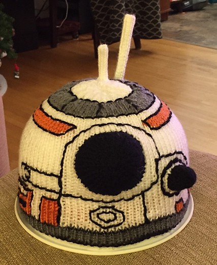 Free knitting pattern for BB-8 Droid Hat Chart