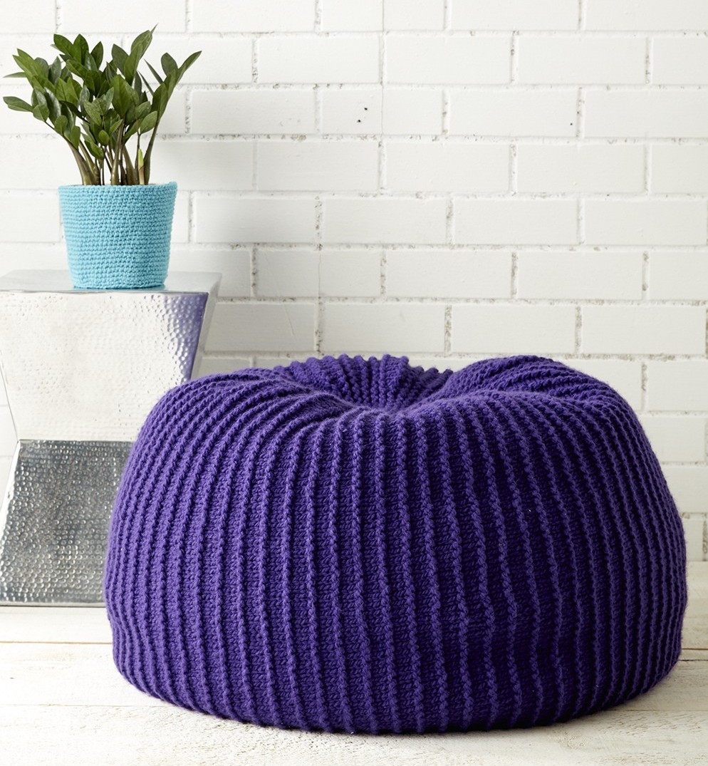 Free knitting pattern for comfortable pouf
