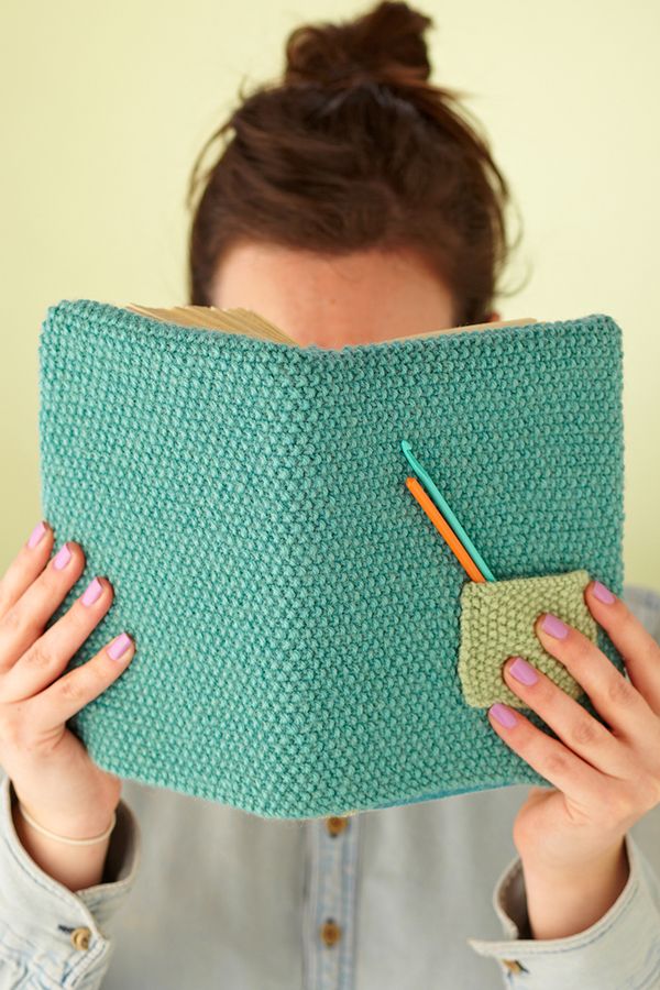 Free knitting pattern for Book Cover and more last minute gift ideas