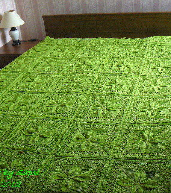 Free Knitting Pattern for Counterpane Quilt with Leaves