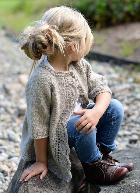 Knitting pattern for Cove Cardigan