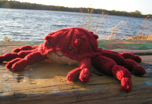 Free knitting pattern for King Crab toy and more sea creature knitting patterns