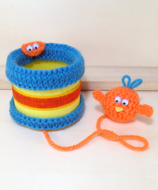 Free Knitting Pattern Cup and Birdie Game aka cup and ball game