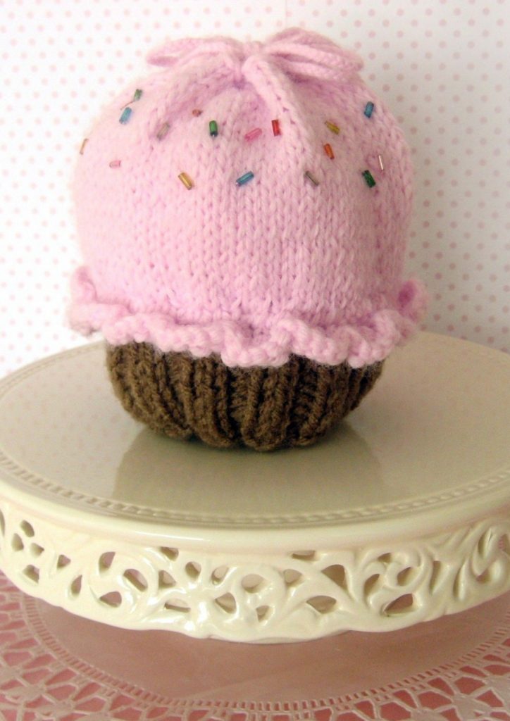 Knitting pattern for Cupcake Drawstring Bag