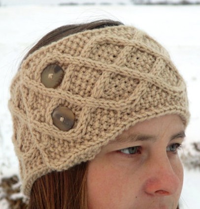 Knitting pattern for Diamond Cable Headwarmer