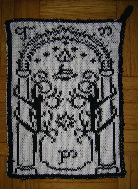 Free knitting chart pattern for Doors of Duria - Gate of Moria