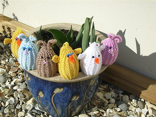 Easter Egg Treat Holders Free Knitting Pattern | Free Quick Easter Knitting Patterns at http://intheloopknitting.com/free-quick-easter-knitting-patterns