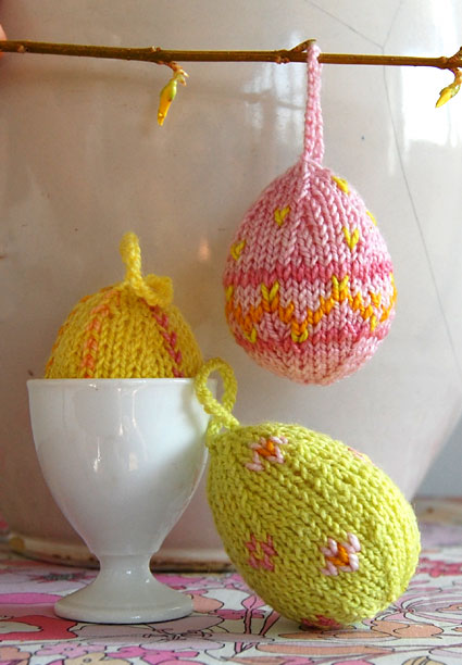 Free knitting pattern for Easter Egg Ornaments