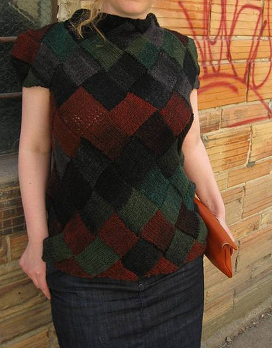 Free knitting pattern for entrelac top sweater Harlequin Learns Japanese. Sarah Sutherland's close fitting, hip length sweater is worked using entrelac and constructed in such a way that the pattern is not interrupted anywhere for shaping
