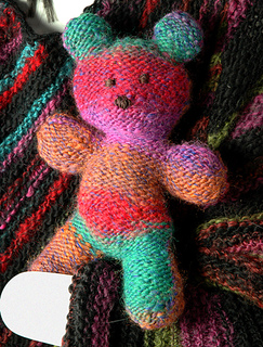 Foliage Teddy Bear Free Knitting Pattern | Favorite Bear Knitting Patterns including Teddy Bears, Paddington Bear, Koala Bear - many free patterns