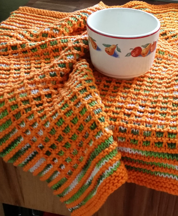 Free Knitting Pattern for Gridded Kitchen Towel