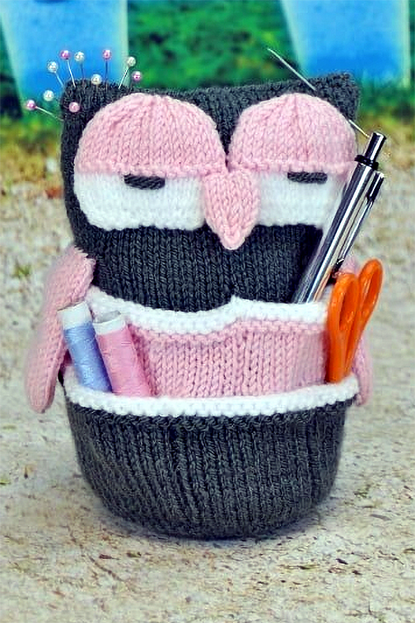 Knitting pattern for Handy Owl 
