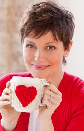 Valentine Mug Hug Free Knitting Pattern and more cosy knitting patterns
