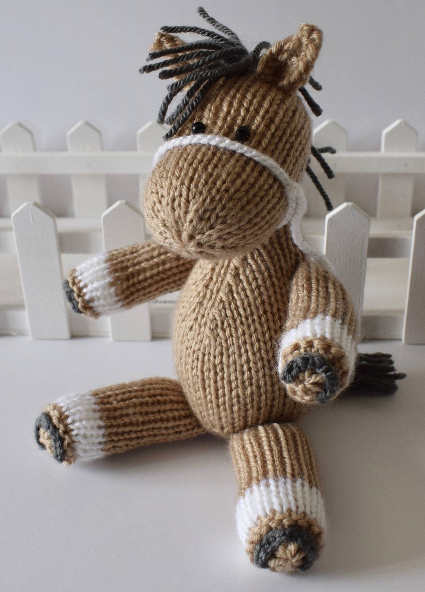 Knitting Pattern for Henry the Horse
