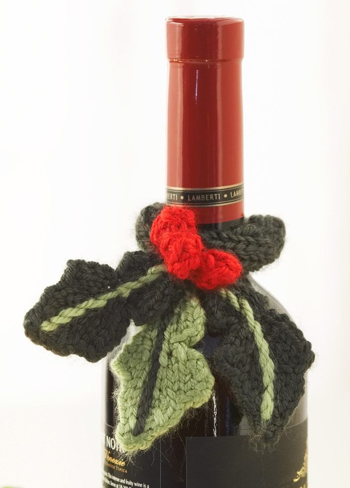 Free Knitting Pattern for Holly Bottle Topper