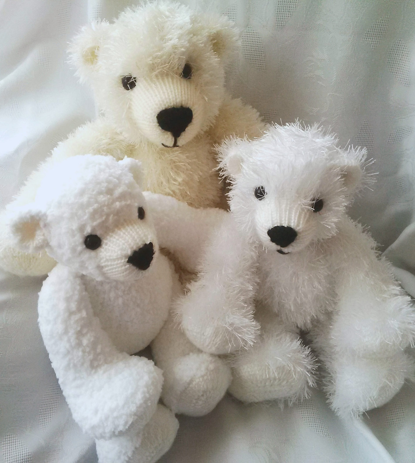Knitting Pattern for Huggable Polar Bears