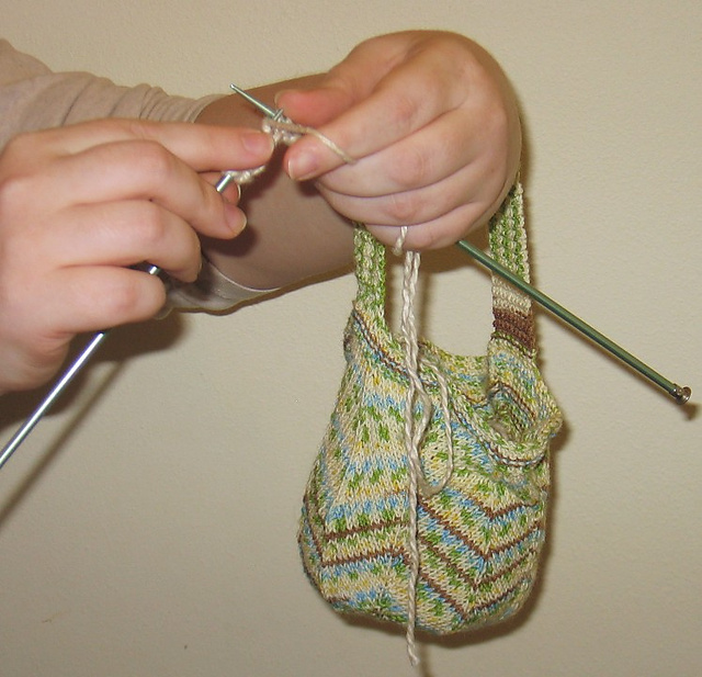 Free knitting pattern for Jaywalker Wrist Yarn Holder