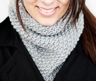 Free knitting pattern for One Skein, One Night, Seed Stitch Tall Cowl and more quick cowl knitting patterns