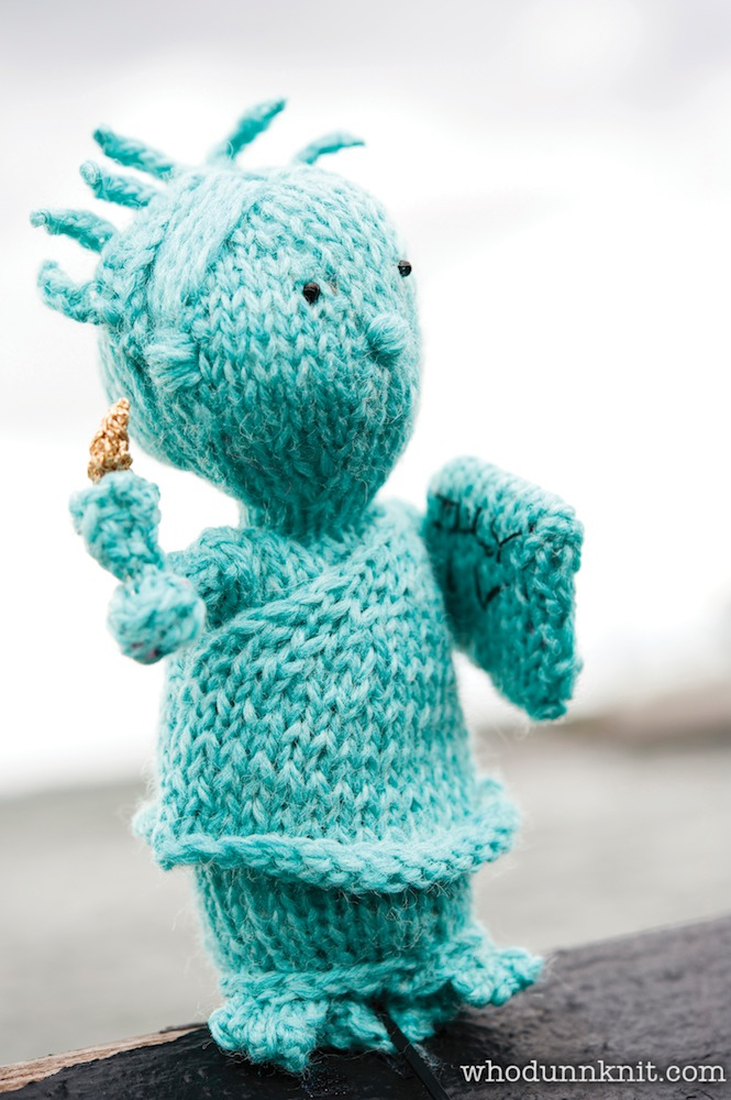 Knitting Pattern for Lady Liberty Toy Softie
