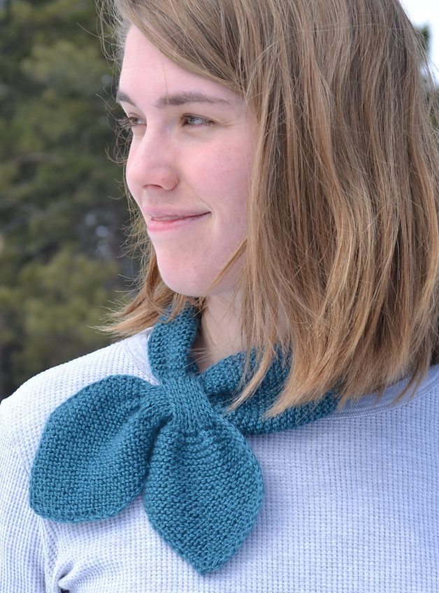 Free knitting pattern for Martha Stewart Neck Wrap