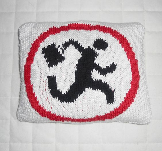 Free knitting pattern for Nerd Herd symbol from Chuck