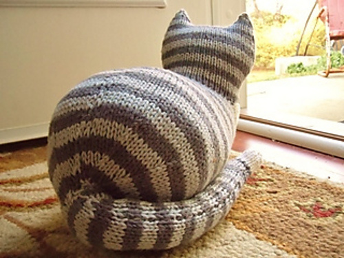 Free knitting pattern for Parlor Cat and more cat knitting paterns