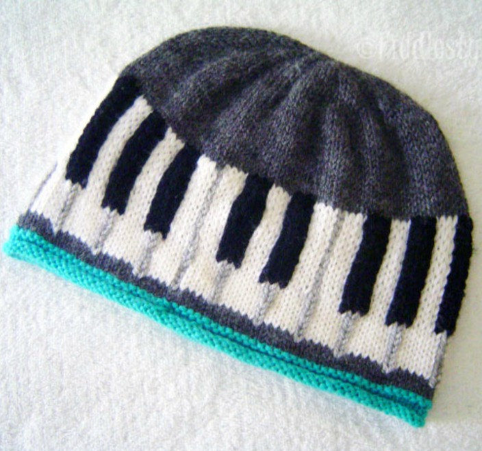 Knitting Pattern for Keyboard Hat