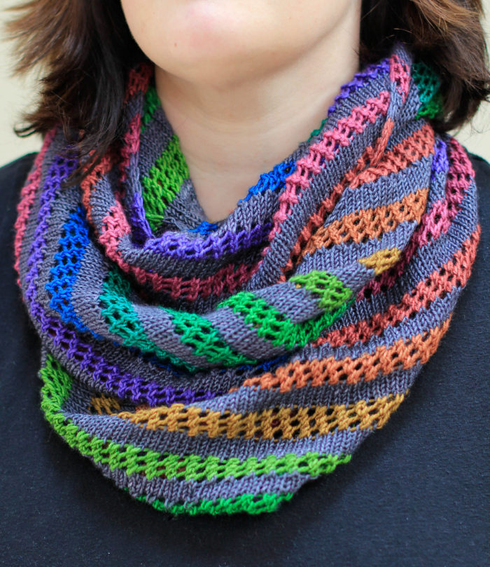 Free Knitting Pattern for Pipevine Cowl