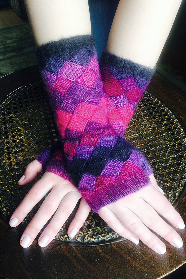 Free Knitting Pattern for Proposition Entrelac Gloves
