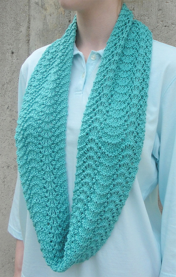 Knitting Pattern for Easy Rippling Infinity Scarf