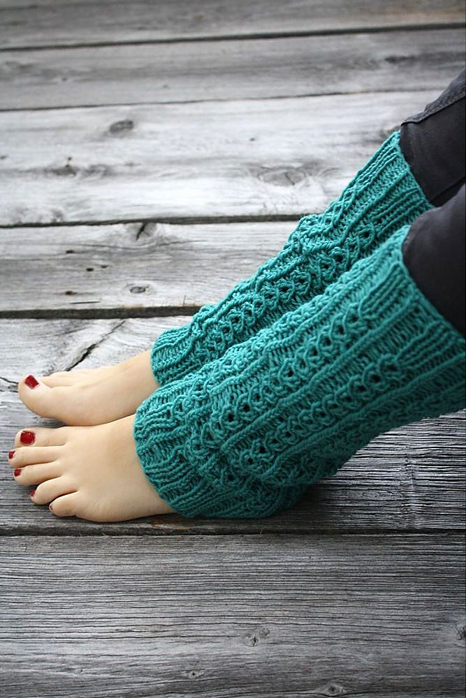 Free Knitting Pattern for Salander Legwarmers