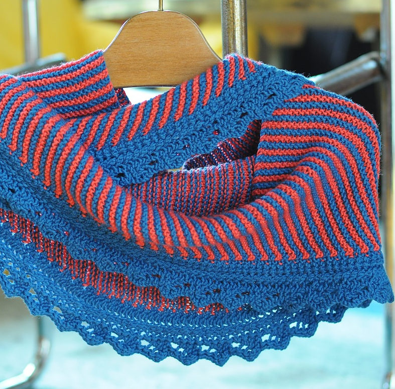 Free Knitting Pattern for Sencillo Shawl