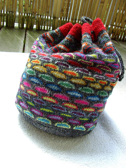 Free knitting pattern for Slip Stitch Knitting Bag