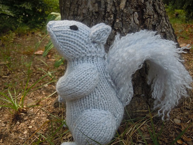 Free knitting pattern for Squirrel toy