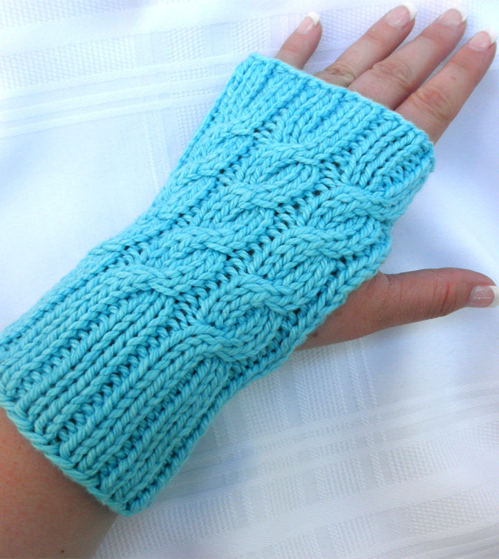 Knitting Pattern for Easy Three Cable Hand Warmers