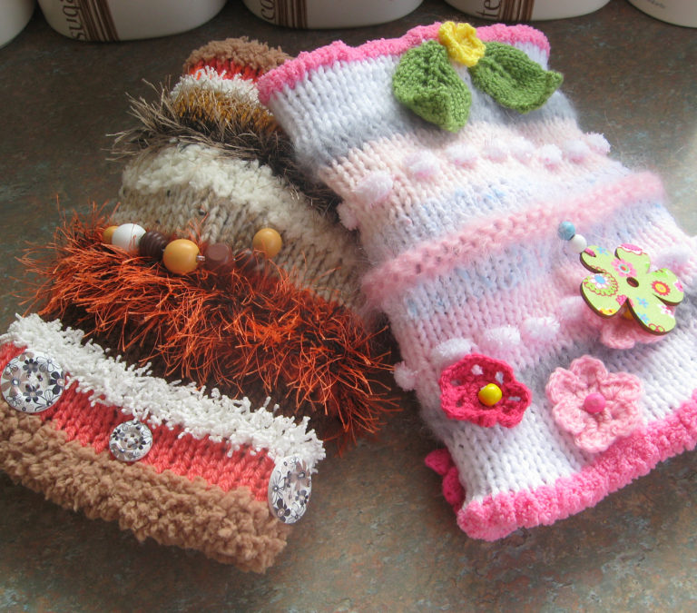 Free Knitting Pattern for Twiddle Muffs or Mitts