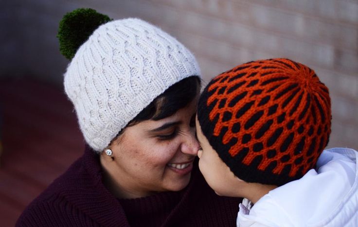 Free knitting pattern for Uljhan Beanie and more beanie hat patterns