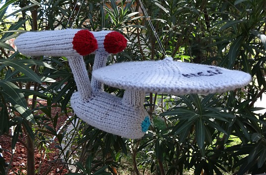 Free knitting pattern for USS Enterprise and more Star Trek knitting patterns