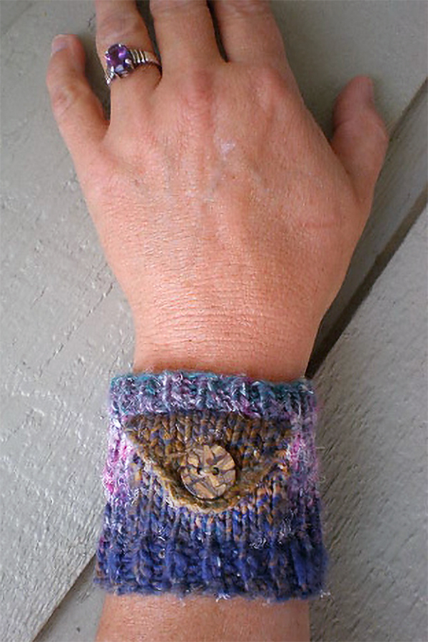 Free Knitting Pattern for Whisp Pocket Cuff