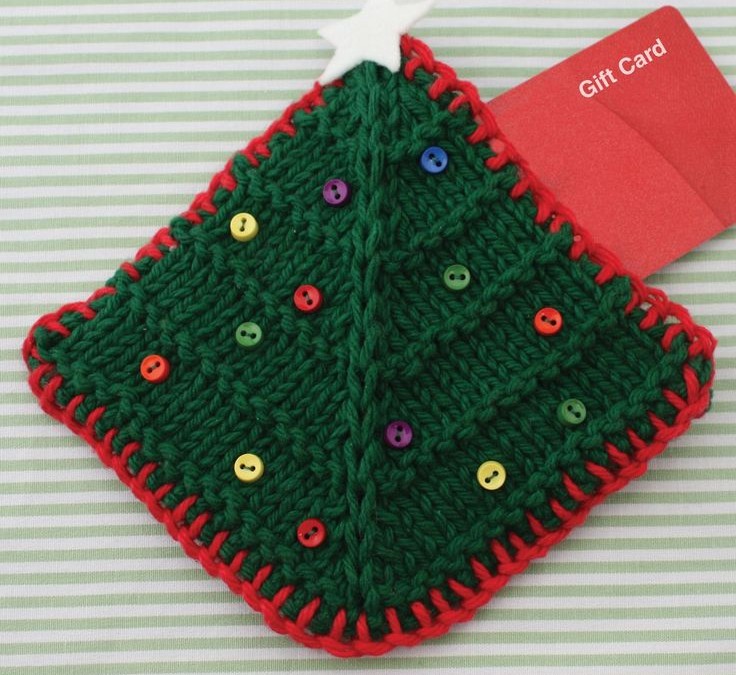 Last Minute Holiday Gifts to Knit