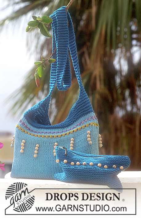 Blues and Beads Purses Free Knitting Pattern | Bag, Purse, and Tote Free Knitting Patterns at http://intheloopknitting.com/bag-purse-and-tote-free-knitting-patterns/