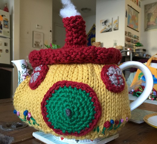 Free knitting pattern for Hobbit Cottage Tea Cozy and more Lord of the Rings inspired knitting patterns