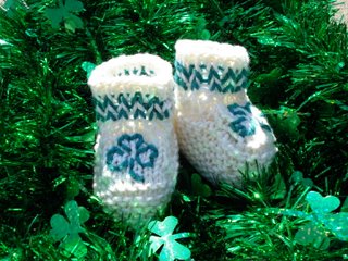 Booties Go Bragh Free Knitting Pattern | Free St. Patrick's Day Knitting Patterns at www.terrymatz.biz/intheloop/free-st-patricks-day-knitting-patterns